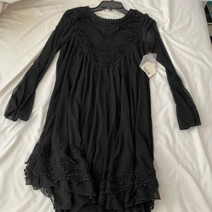 black altar’d state lonng sleeve dress